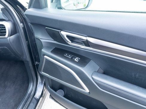 Used 2025 Kia Telluride S FWD image 46