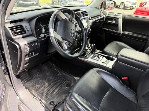 Used 2017 Toyota 4Runner Limited AWD/4WD image 11