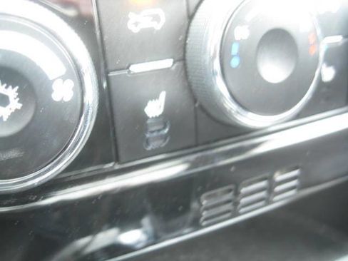 Used 2014 Chevrolet Captiva Sport LTZ image 19