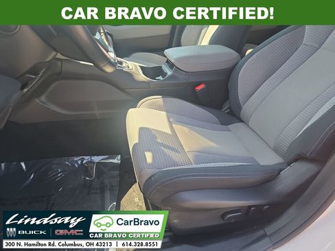 Used 2023 Subaru Outback Premium image 18