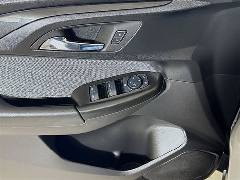 Used 2023 Chevrolet TrailBlazer LT w/ Convenience Package image 15