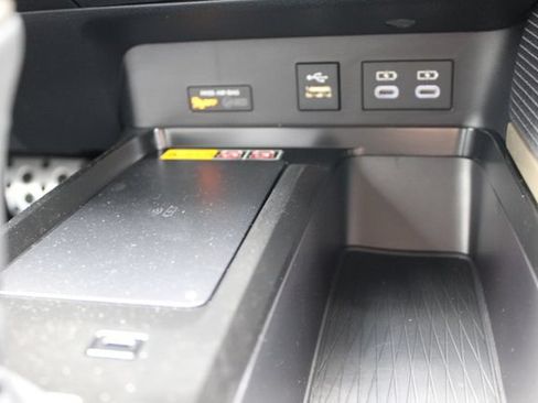 Certified 2026 Toyota Camry SE FWD image 23