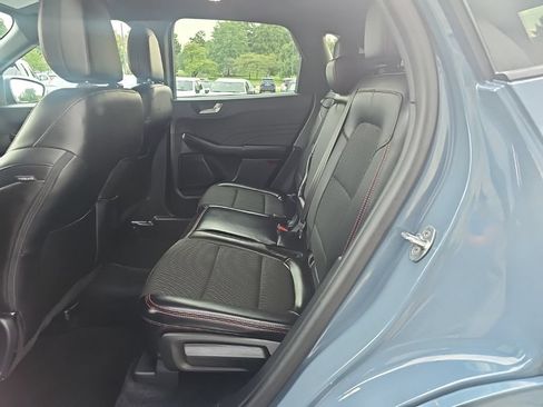 Used 2024 Ford Escape ST-Line w/ Tech Pack #1 AWD/4WD image 11