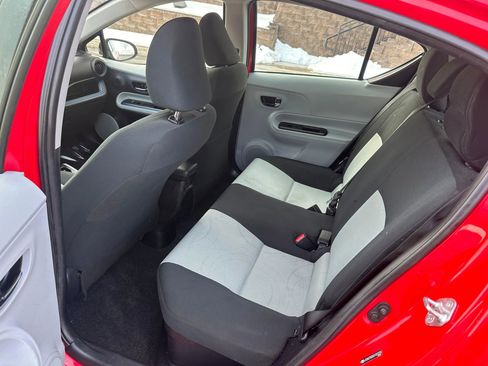 Used 2013 Toyota Prius C One image 14