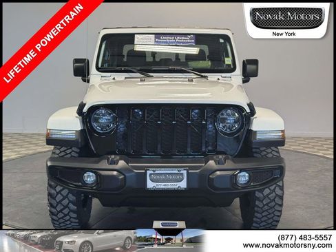 Used 2022 Jeep Gladiator Willys image 2
