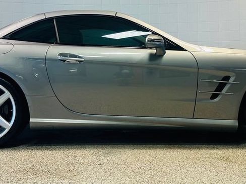 Used 2013 Mercedes-Benz SL 550 image 7