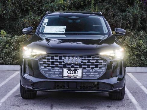 New 2025 Audi Q5 Premium Plus image 2