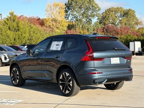 New 2026 Volvo XC60 B5 Plus w/ Protection Package Premier AWD/4WD image 4
