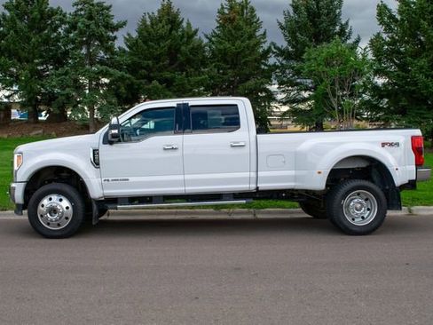 Used 2019 Ford F450 King Ranch w/ King Ranch Ultimate Package image 3