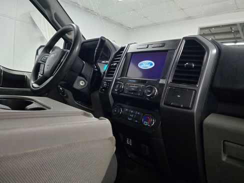 Used 2019 Ford F150 XLT image 18