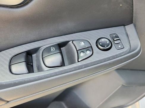 Certified 2021 Nissan Sentra SV FWD image 22
