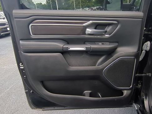 Certified 2025 RAM 1500 Laramie AWD/4WD image 28
