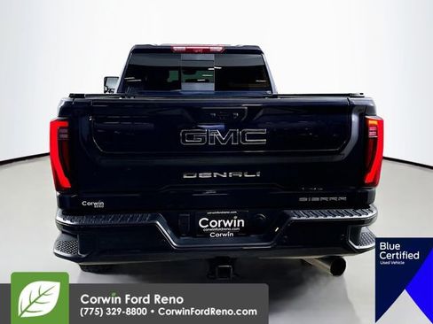 Used 2025 GMC Sierra 2500 Denali Ultimate image 8