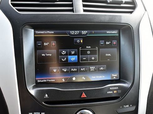 Used 2014 Ford Explorer XLT w/ Equipment Group 201A image 20