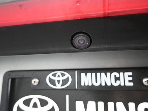Used 2024 Chrysler Pacifica Touring-L FWD image 36