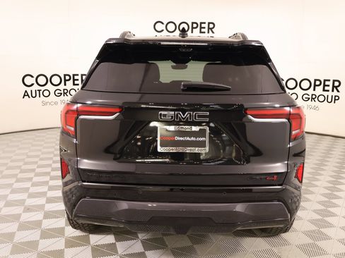 Used 2026 GMC Terrain AT4 w/ Convenience Package III AWD/4WD image 23