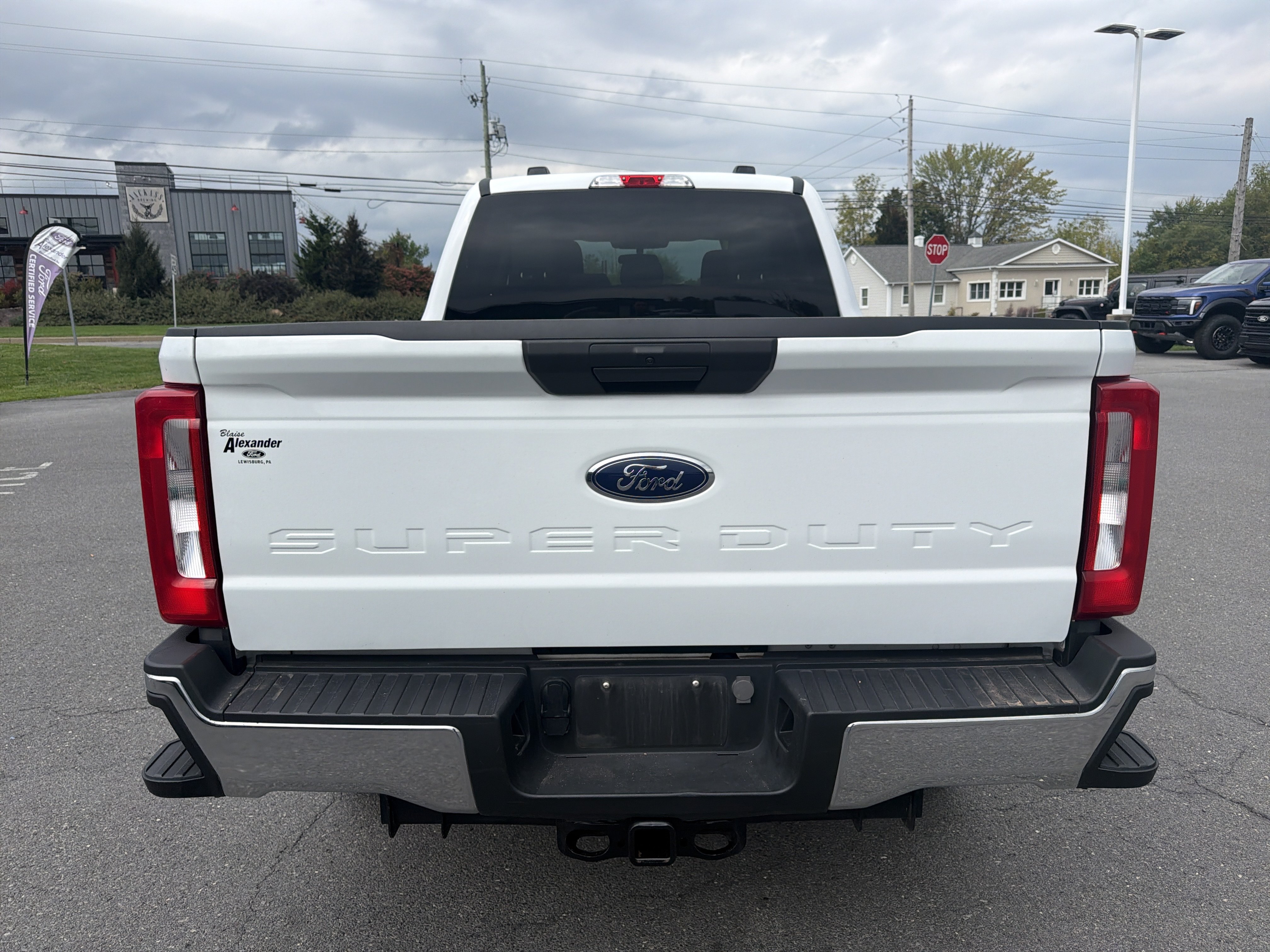 Used 2024 Ford F250 XLT AWD/4WD image 4