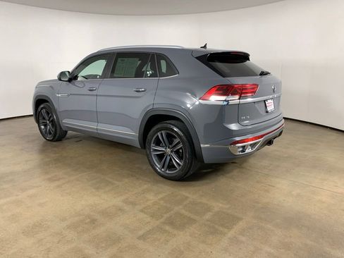 Used 2020 Volkswagen Atlas Cross Sport SE AWD/4WD image 14