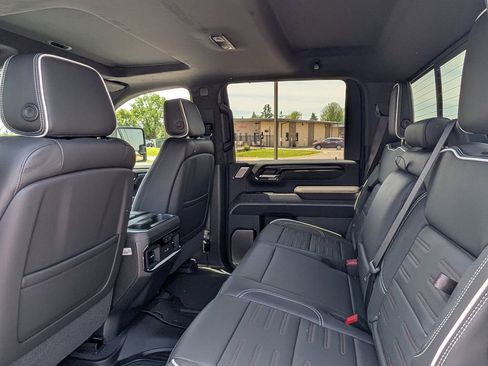 New 2026 GMC Sierra 2500 AT4X AWD/4WD image 35