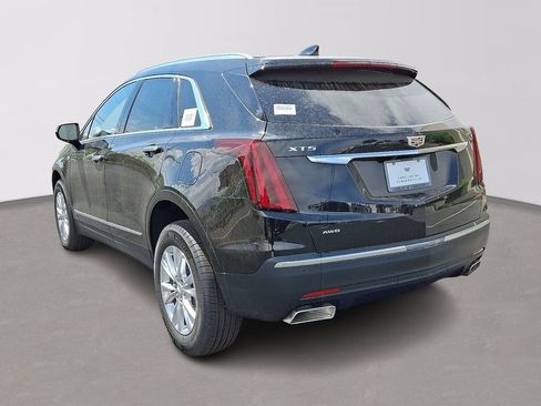 New 2026 Cadillac XT5 Luxury AWD/4WD image 3