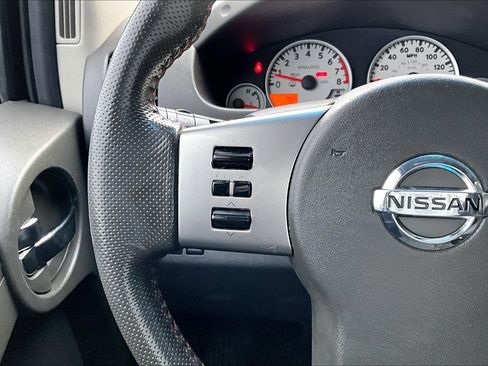 Used 2011 Nissan Xterra PRO-4X image 10