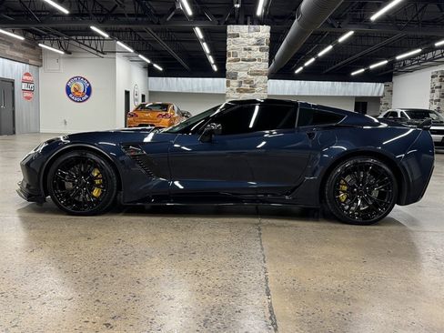 Used 2016 Chevrolet Corvette Z06 w/ 2LZ Preferred Equipment Group RWD image 4