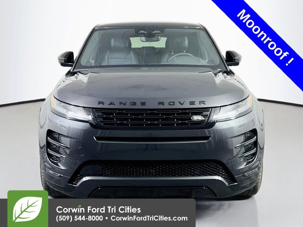 Used 2024 Land Rover Range Rover Evoque Dynamic SE AWD/4WD image 4