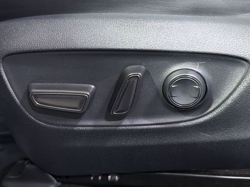 Used 2019 Toyota RAV4 XLE Premium w/ All Weather Liner Package AWD/4WD image 24
