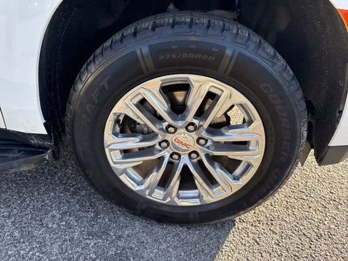 Used 2021 GMC Yukon SLT image 12