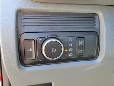 New 2025 Ford F250 XL w/ 360-Degree Camera Package image 17