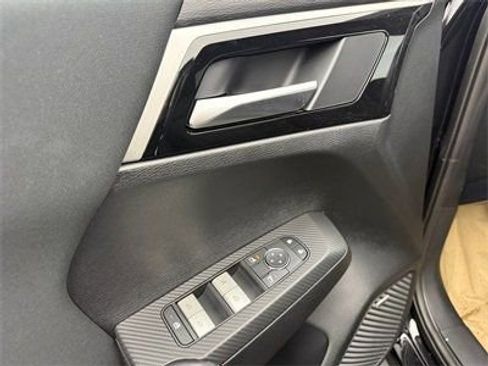 New 2026 Mitsubishi Outlander SE image 14