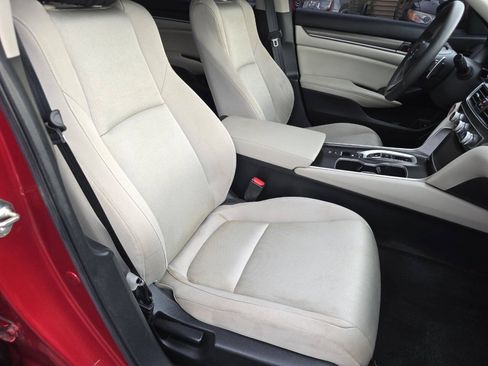 Used 2020 Honda Accord Hybrid image 28