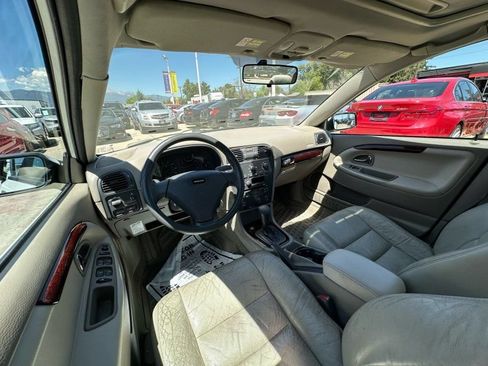 Used 2004 Volvo S40 FWD image 21