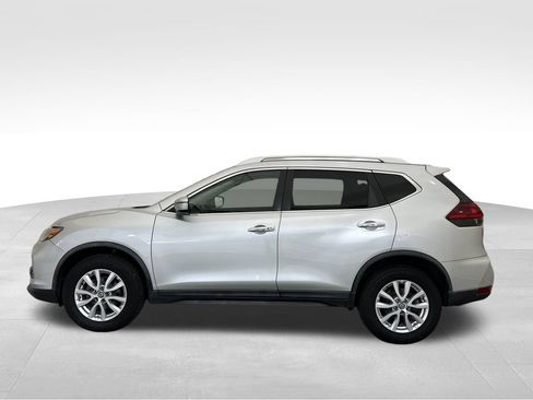Used 2019 Nissan Rogue SV AWD/4WD image 2