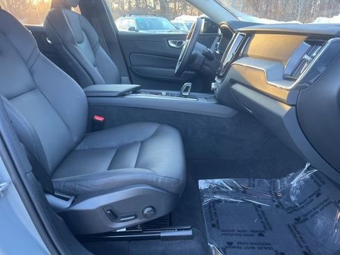 Certified 2025 Volvo XC60 B5 Plus image 17