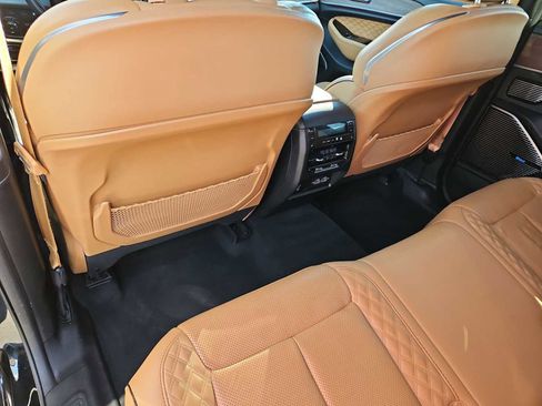 Used 2022 Jeep Grand Cherokee Summit w/ Luxury Tech Group V image 19