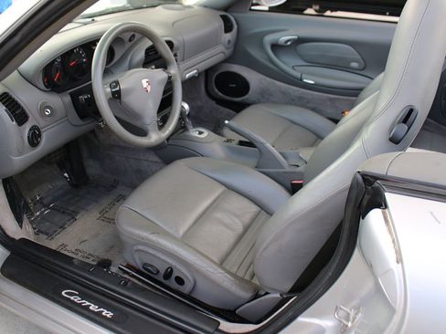 Used 2003 Porsche 911 Cabriolet image 25