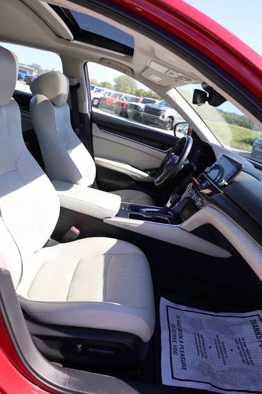 Used 2018 Honda Accord EX-L image 15