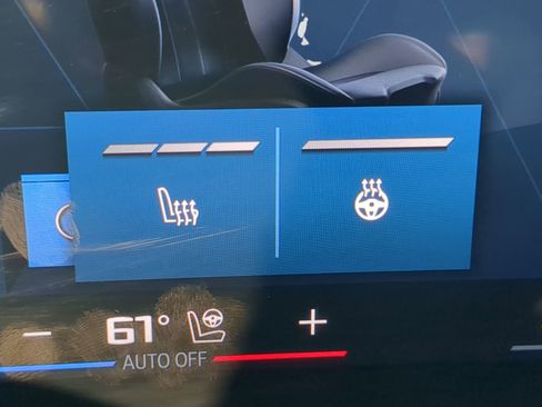 Used 2025 BMW M3 w/ Executive Package image 58