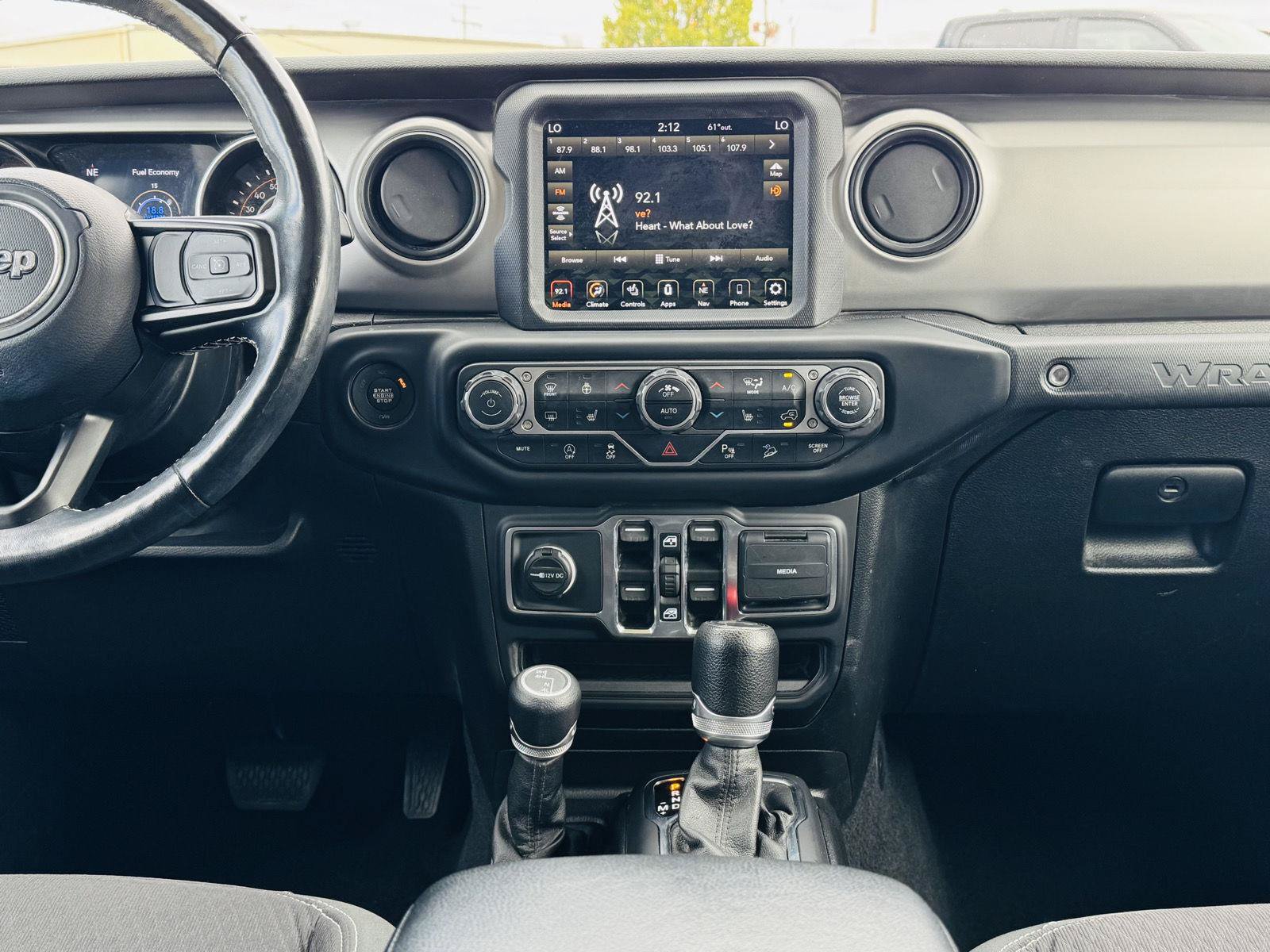Used 2021 Jeep Wrangler Unlimited Sport AWD/4WD image 22