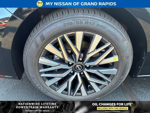 New 2026 Nissan Altima 2.5 SV FWD image 10