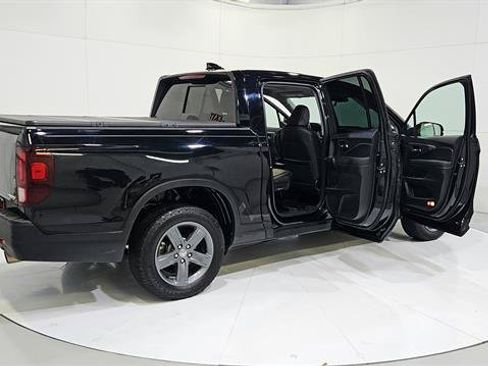 Used 2023 Honda Ridgeline RTL-E image 32