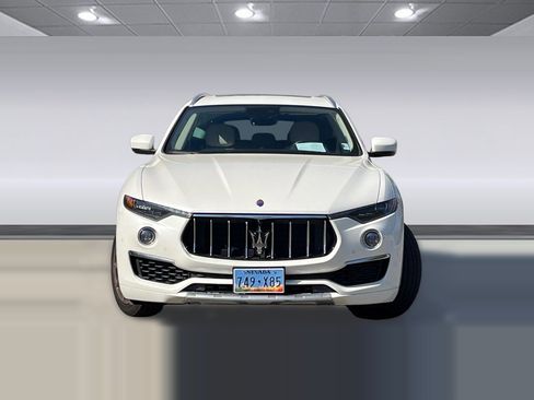 Used 2019 Maserati Levante S GranLusso image 4