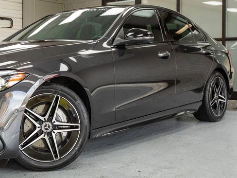 Used 2023 Mercedes-Benz C 300 Sedan image 14