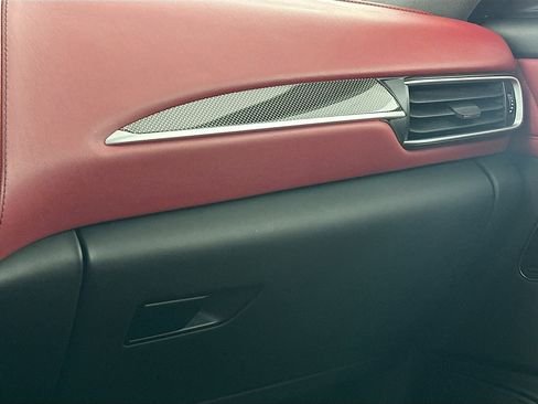 Used 2023 Maserati Levante Modena image 16