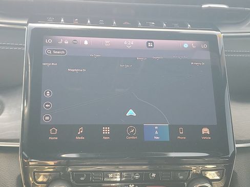 Used 2021 Jeep Grand Cherokee L Overland w/ Luxury Tech Group IV RWD image 19