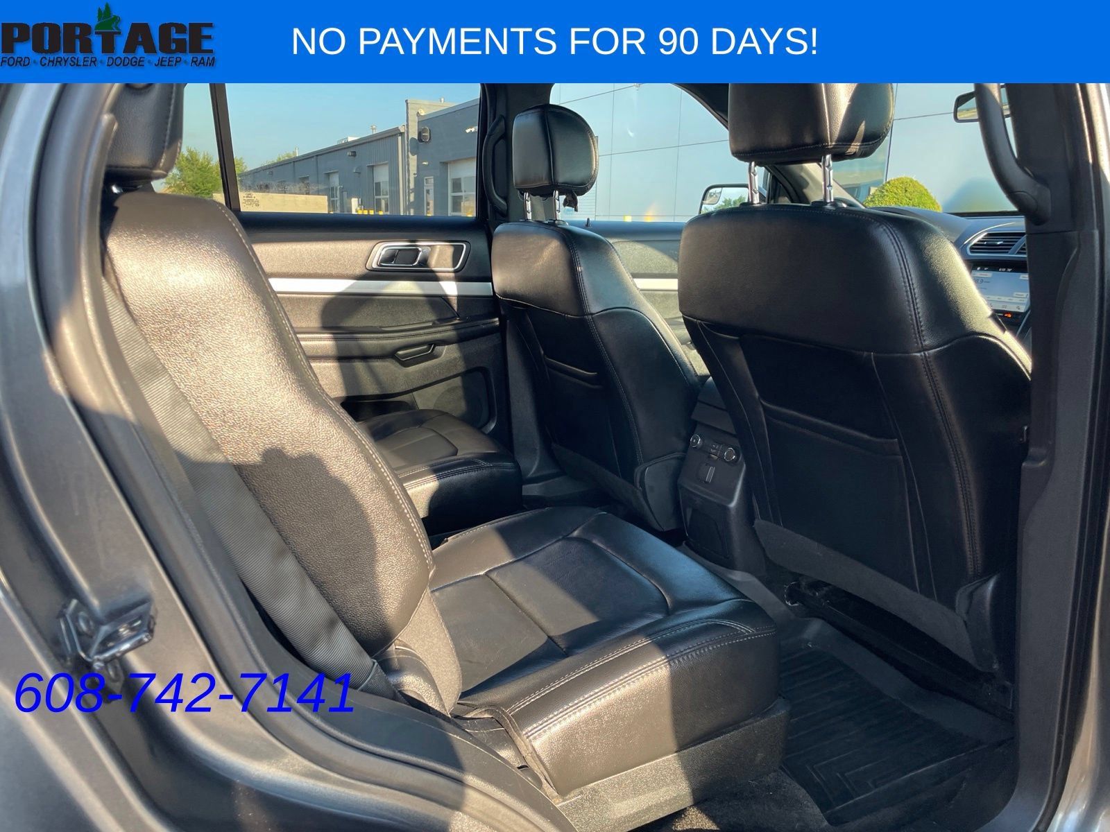 Used 2017 Ford Explorer XLT w/ Equipment Group 202A AWD/4WD image 27