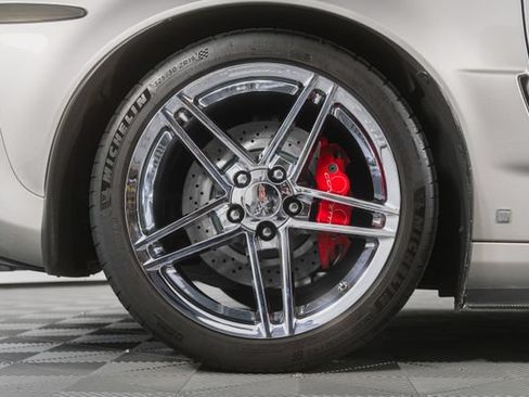 Used 2007 Chevrolet Corvette Z06 w/ Preferred Equipment Group RWD image 32