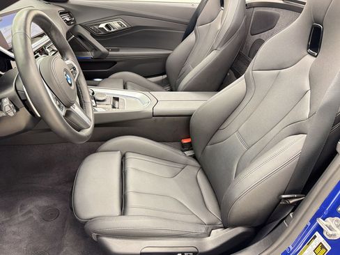 Used 2025 BMW Z4 M40i w/ Premium Package RWD image 5