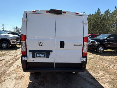 New 2026 RAM ProMaster 2500 w/ Convenience Group image 9